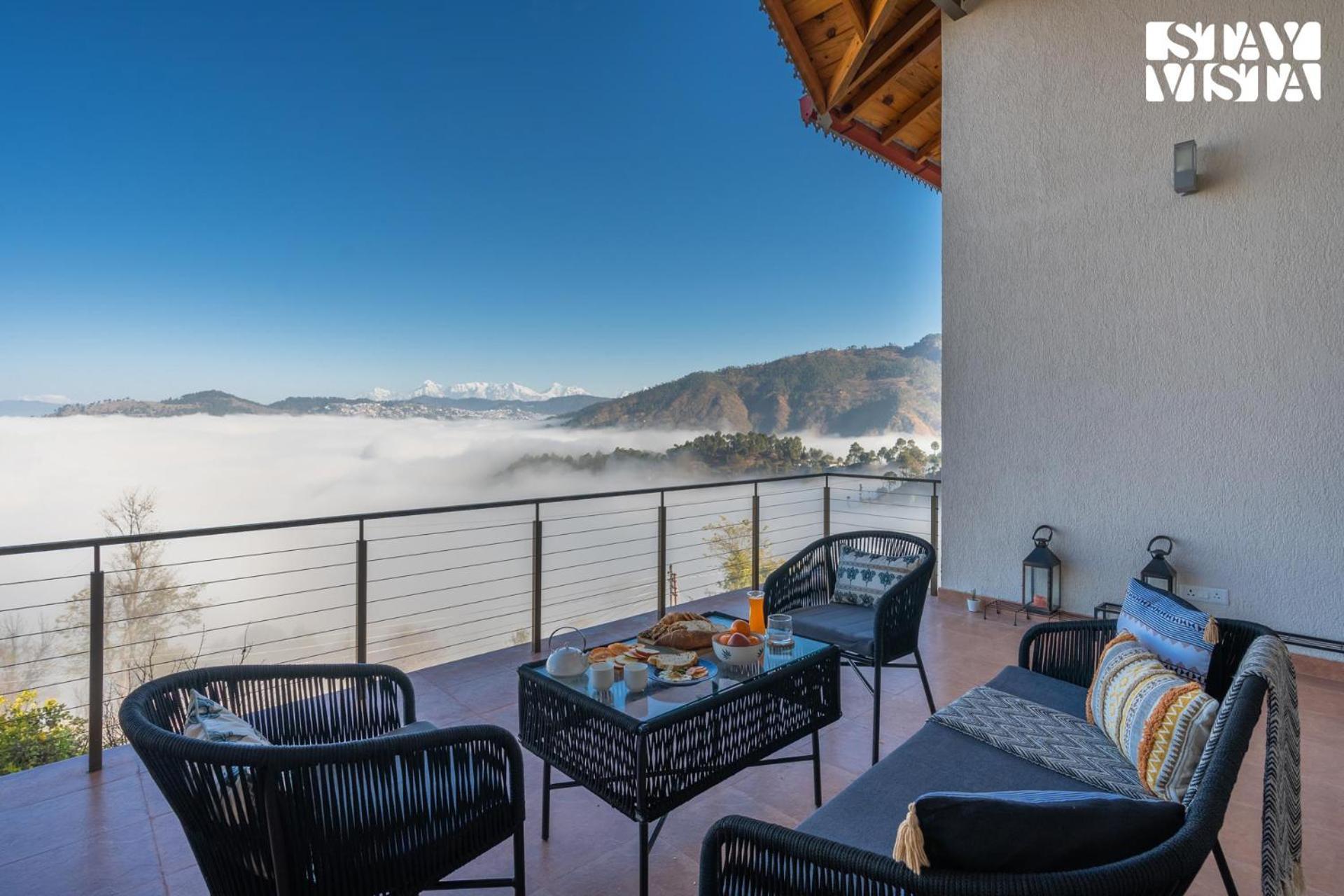 Stayvista At Amulyam Villa With Lawn & Bonfire Mukteshwar Exterior photo